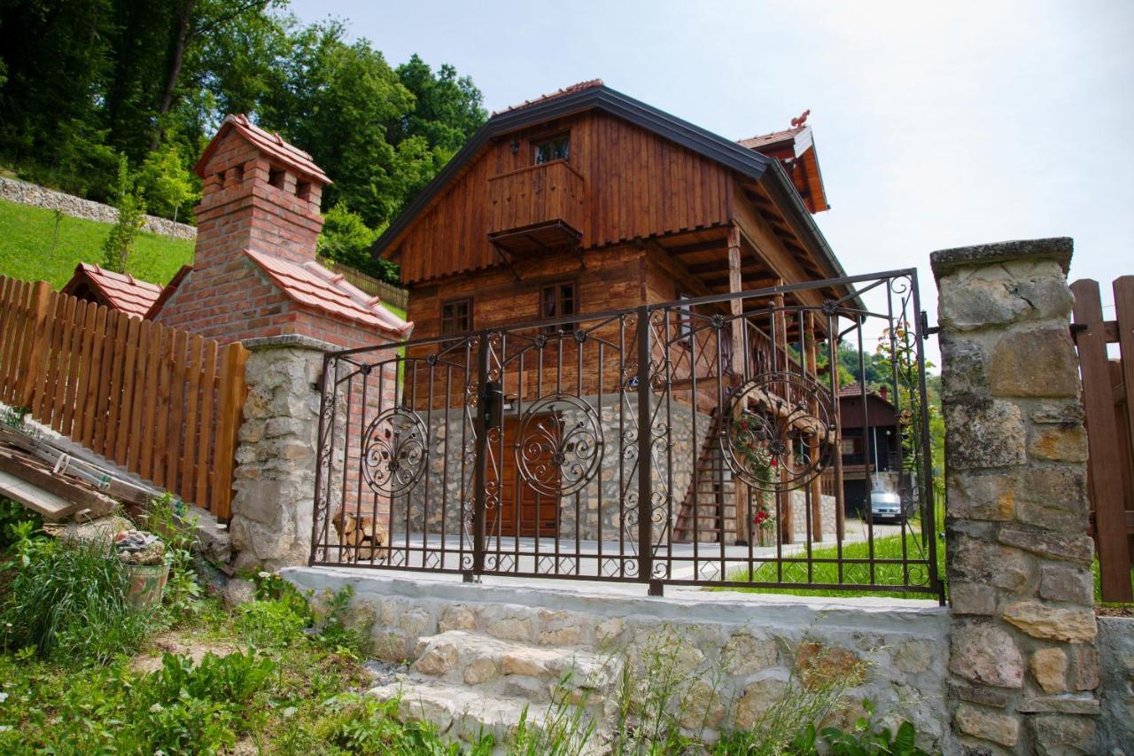 Vila Trnoruzica Тухей Екстериор снимка