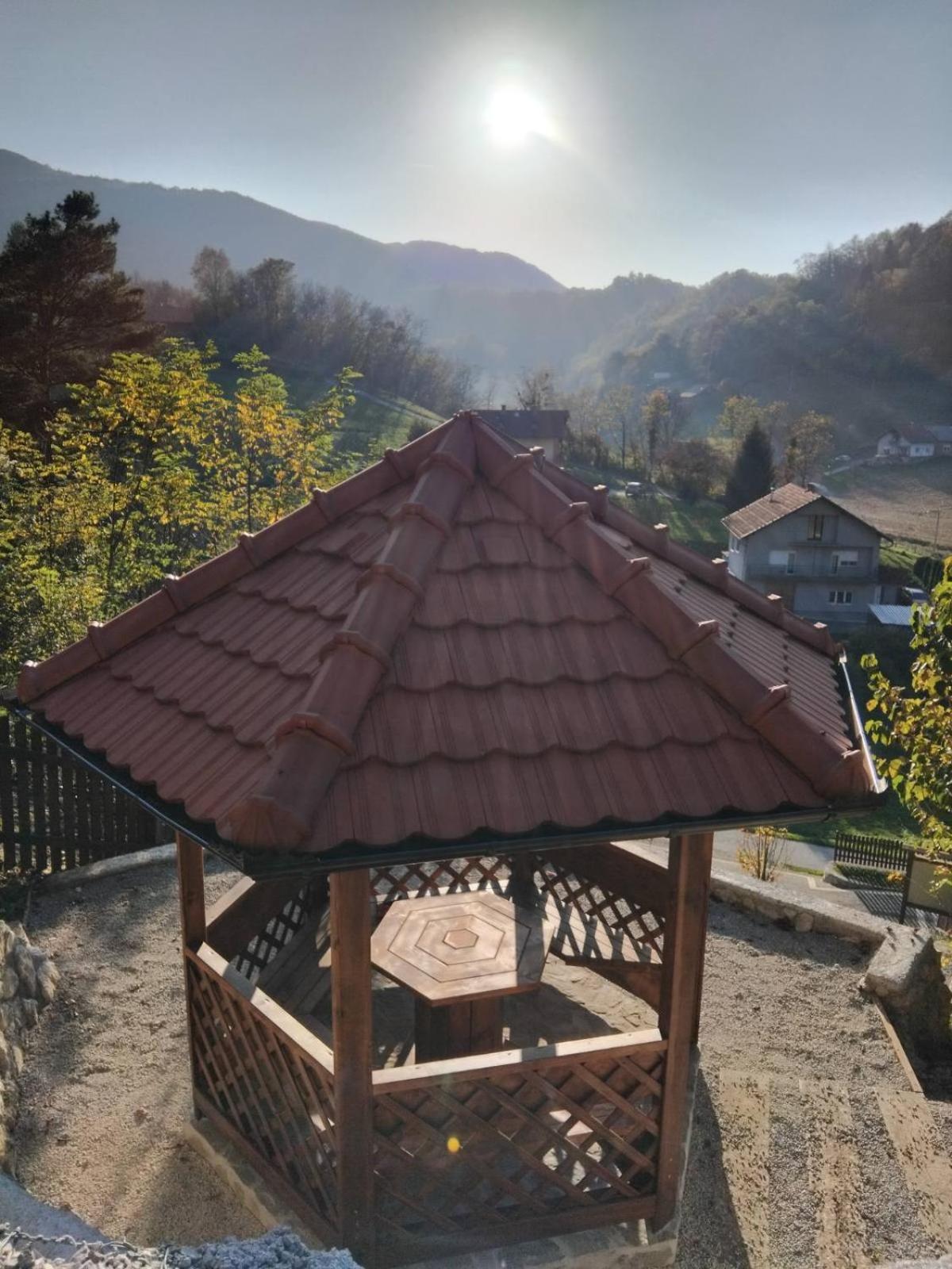 Vila Trnoruzica Тухей Екстериор снимка